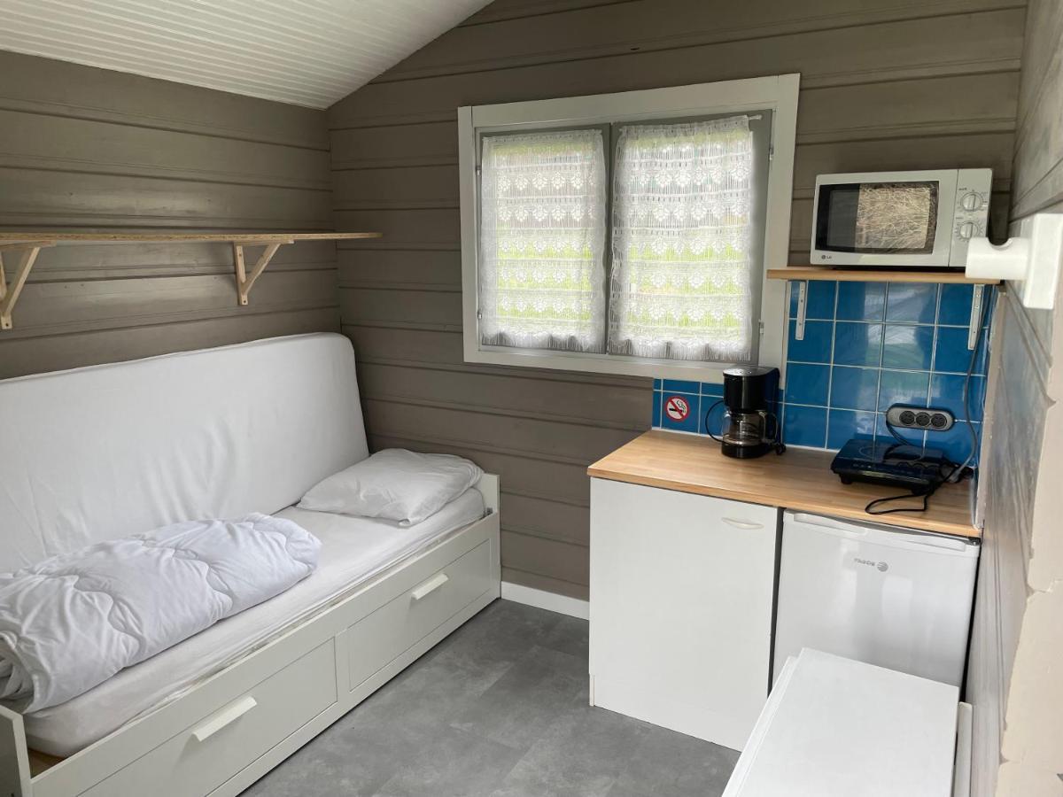 Camping Les Etoiles Saint-Sornin-Lavolps Экстерьер фото