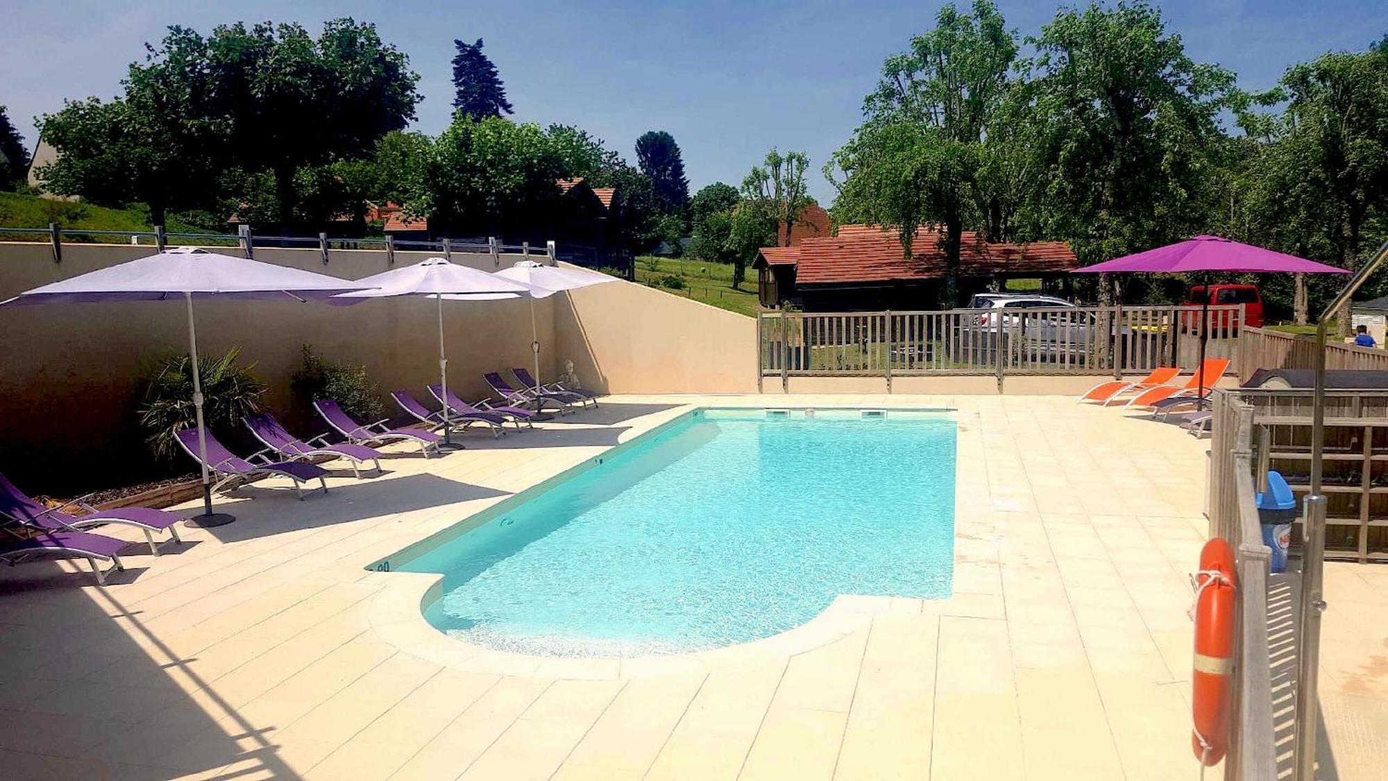 Camping Les Etoiles Saint-Sornin-Lavolps Экстерьер фото
