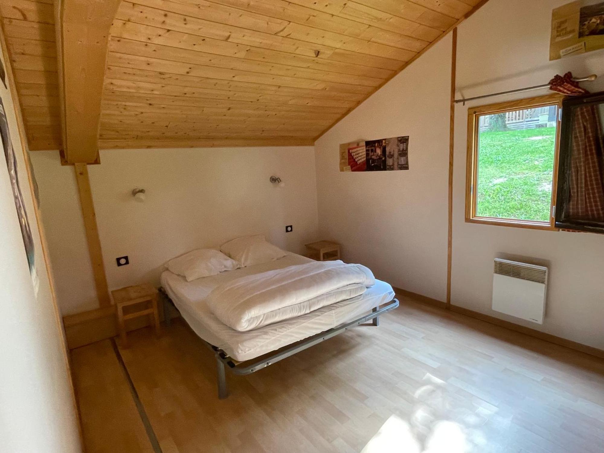 Camping Les Etoiles Saint-Sornin-Lavolps Экстерьер фото